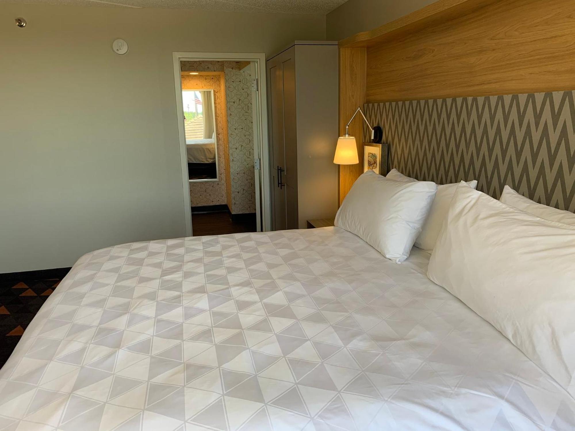Holiday Inn Chicago Nw Crystal Lk Conv Ctr By Ihg Crystal Lake Eksteriør billede